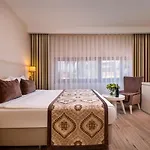 Villa Side Hotel Hotel