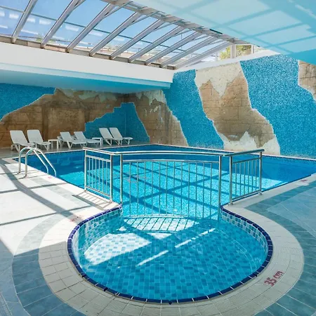 Villa Side Hotel 4*